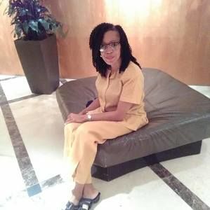 Meet your Posher, Cynthia